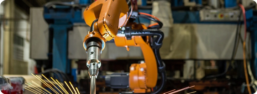 robotic-arm-welding-870x490.jpg